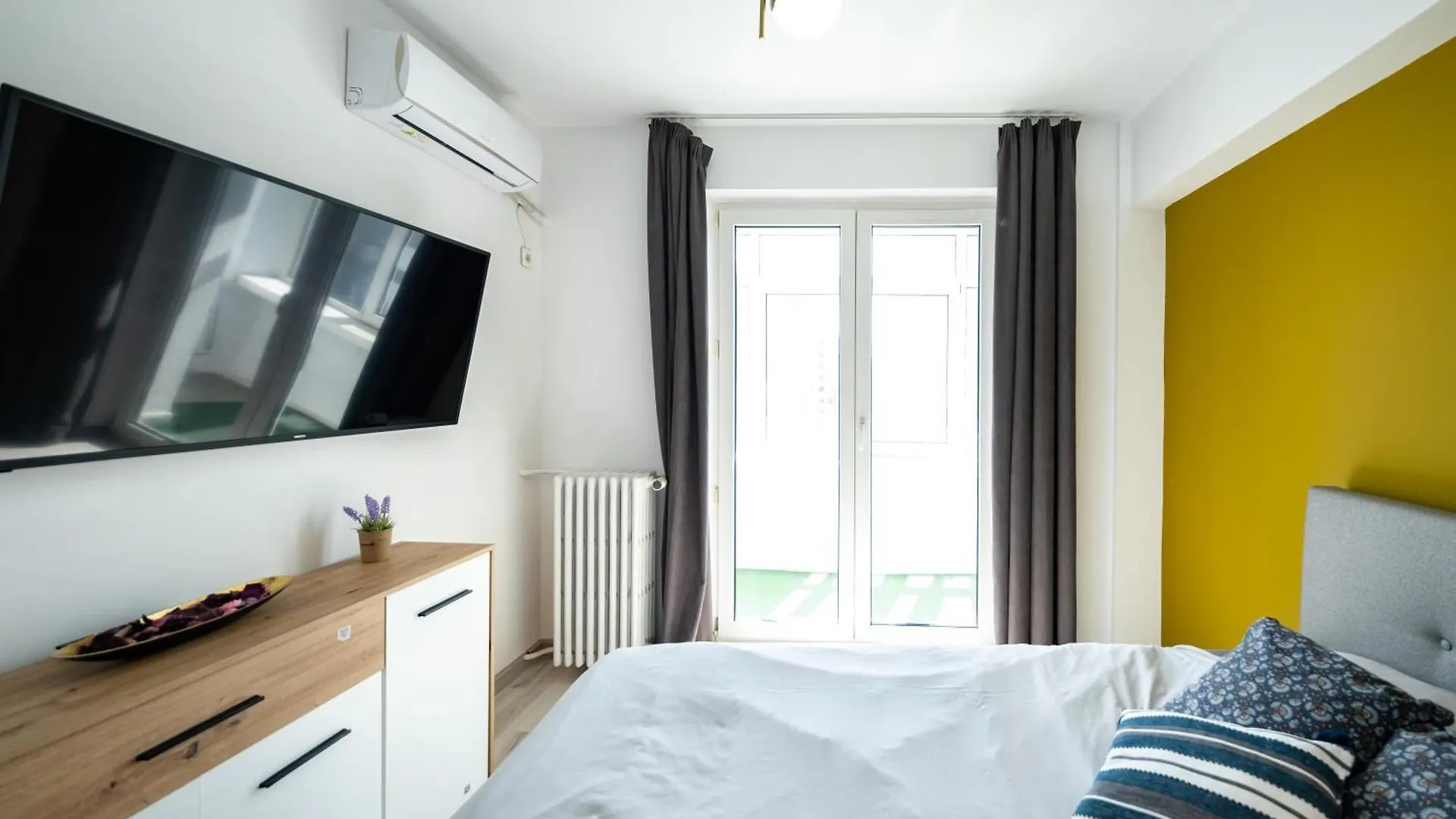 Ultracentral Calea Victoriei Old City 3Br Bukarest 0*,
