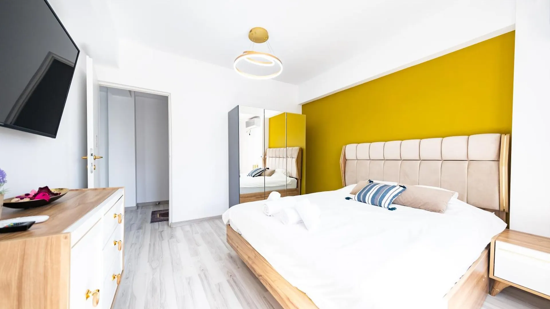 Ultracentral Calea Victoriei Old City 3Br Bukarest