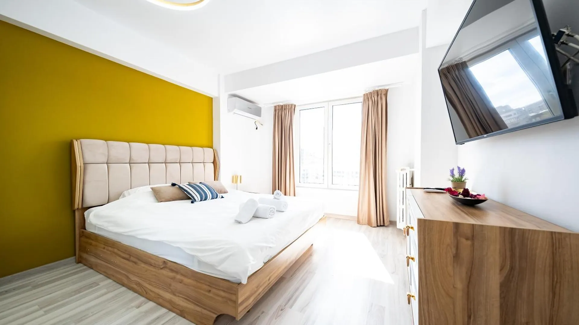 Lejlighed Ultracentral Calea Victoriei Old City 3Br Bukarest Rumænien